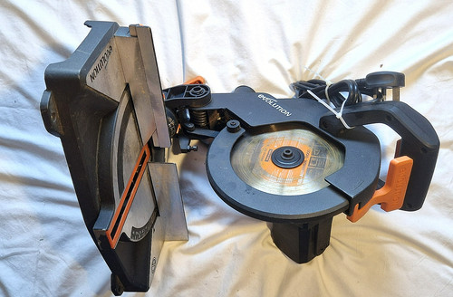 Evolution compound mitre - , saw
