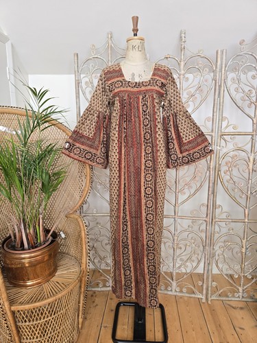 Vintage bell sleeves cotton