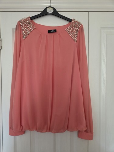 Ladies pretty top size - pretty, 14