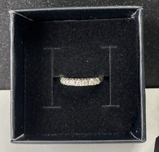 925 Marked Silver 7 Sparkly Stones Design Band Ring Size G 1.4g Gift Boxed