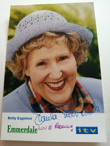 Paula tilbrook emmerdale - paula,
