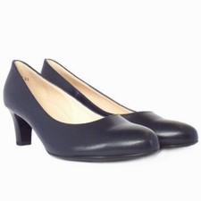 Peter Kaiser - 'Nika' Dark