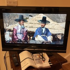 Sony Bravia KDL-32W5500 / KDL-32W5710 – 32” Full HD 1080p LCD TV HDMI Great Cond