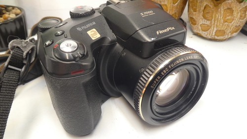 Fujifilm finepix s7000 3mp - s7000, 6.3mp