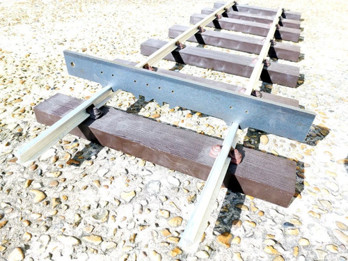 4 gauge track - 7, 1/4"