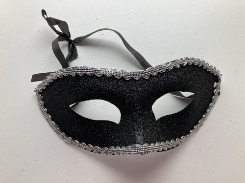 Venetian black costume - costume, face