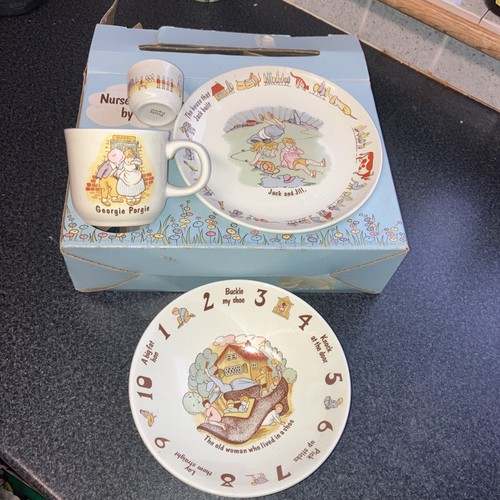 Poole pottery child - pottery,