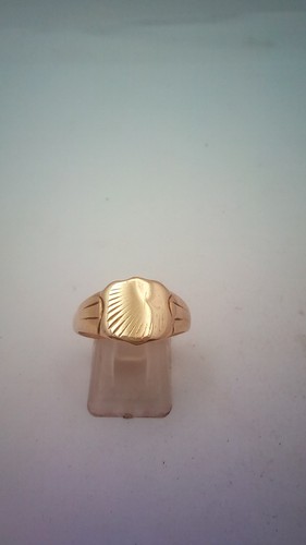 Vintage gold shield shape - 9,