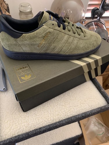 Adidas newton heath size - adidas,