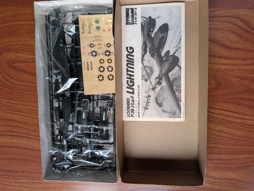 Hasegawa p38j lightning model - hasegawa,
