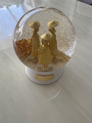 Dior limited edition snow