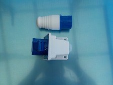 CARAVAN IP44 WALL MOUNT SOCKET