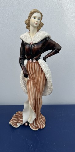 Regal collection figurine po16 - collection,