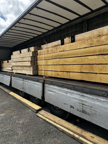 Oak posts and - ,
