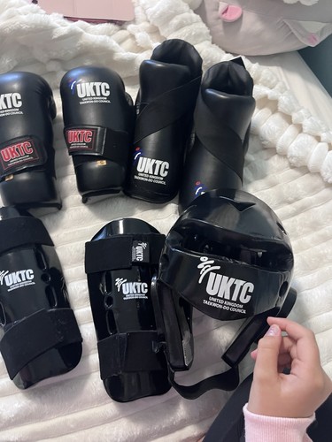 Huge uktc set - huge,
