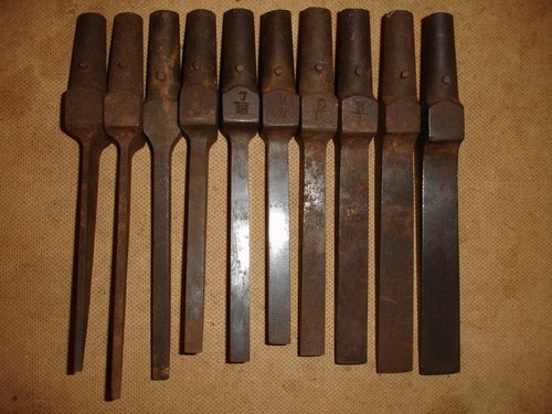 Ten vintage antique solid - /,
