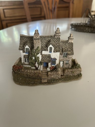 Handmade lilliput lane - handmade,