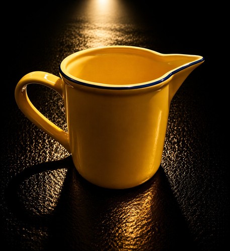 Stunning vintage ceramic - stunning,