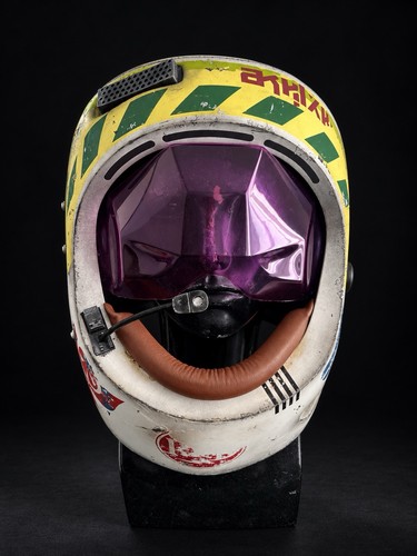 Wing helmet made order - made, to