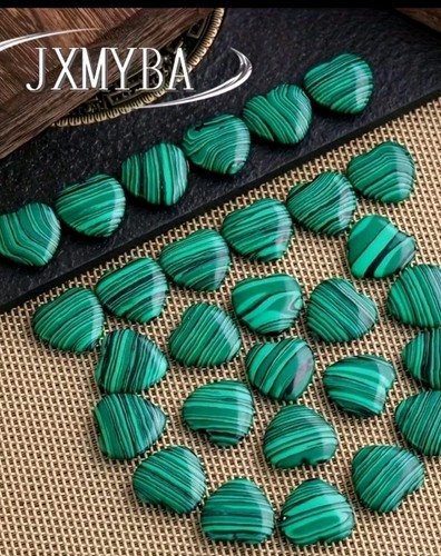 Malachite crystal hearts - 10,