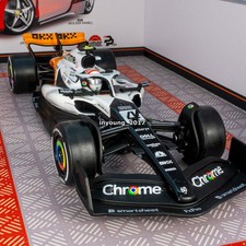 1/24 F1 McLaren MCL60 Model
