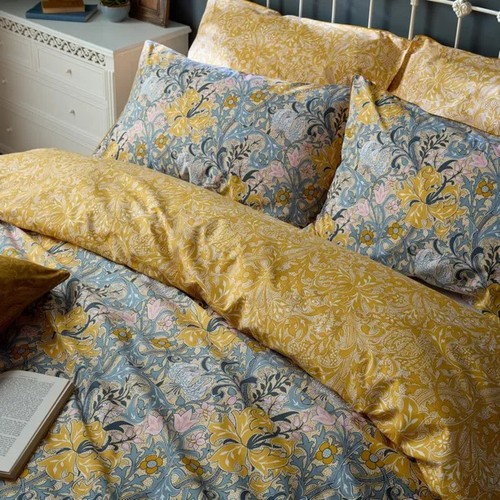 William morris golden lily - william,