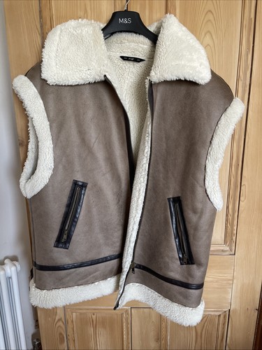 Faux sheepskin gilet - faux,