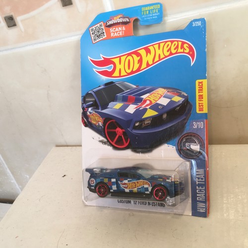 Hot wheels race team - race, 3/10