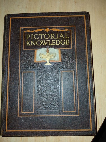 1933 pictorial knowledge book - 1933,
