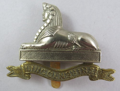 Military cap badge 4th 5th - 4th,