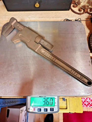 Berylco adjustable wrench - 18",