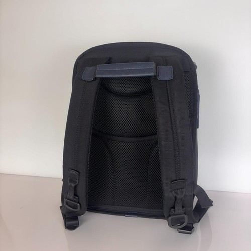 Excellent condition tumi alpha - excellent,