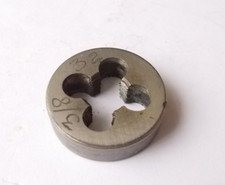 STUART TURNER & OTHER MODEL LIVE STEAM ENGINE 3/8" ME X 32 TPI  SOLID  DIE*