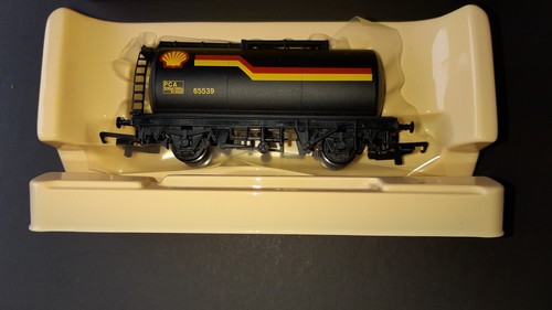 Hornby shell tankers - shell,