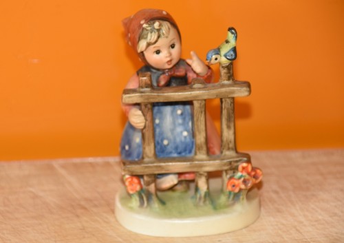Goebel hummel girl figure - goebel,