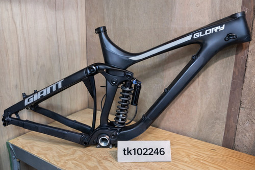 Giant glory carbon - glory, 27.5