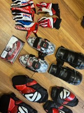 HONDA MOTORCYCLE  CLOTHING AND MIXED ARM/LEG PROTECTION VERY GOOD CONDITION 