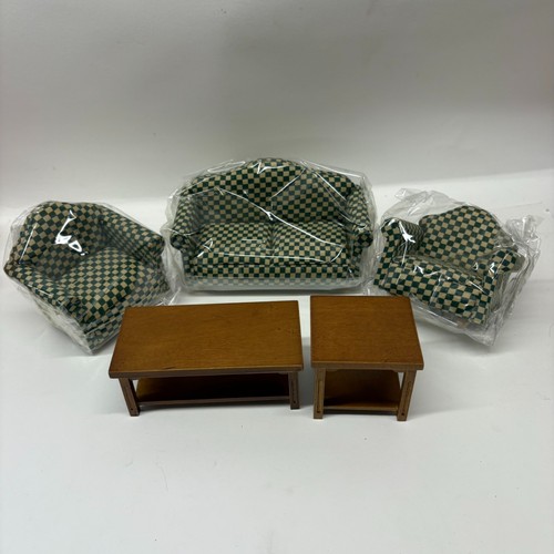 12th scale dolls house - 1:12th,