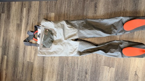 Simms mens waders - size, l