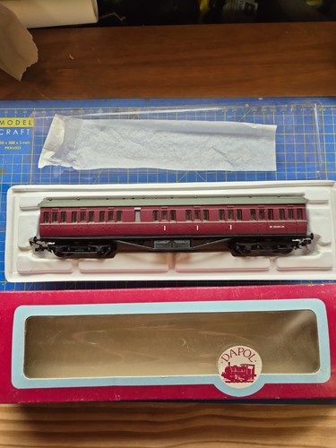Dapol 57ft suburban - 00,