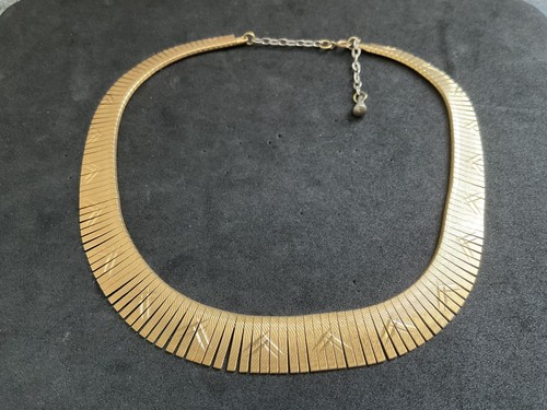 Vintage gold tone cleopatra - gold,