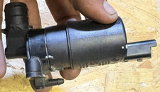 For Renault Master Front Windscreen Washer Jet Pump 9632984980