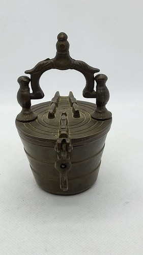 Old weight scale weights 610 - old,