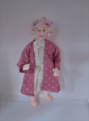 Dolls house miniature polymer - dolls,