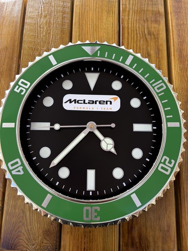 Designer wall clock - , round