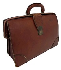Vintage Tan Leather Gladstone