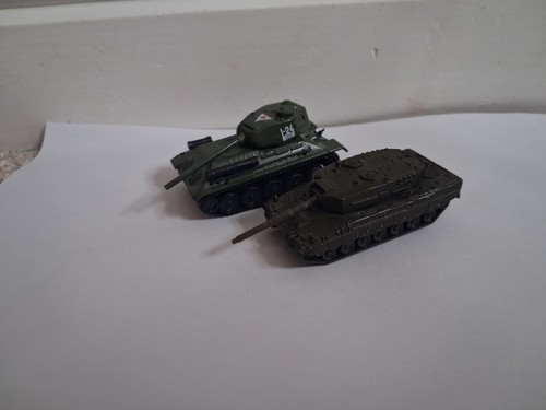 Battle tanks - battle, x2