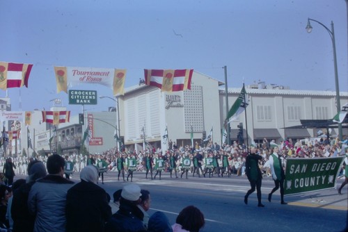 Hilltop high marching - marching, band