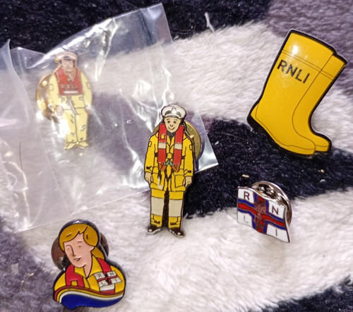 Rnli lifeboats charity - rnli,