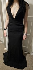 Jarlo London Black Plunge V
